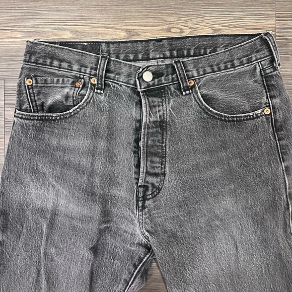 Levi’s - Picture 3 of 3